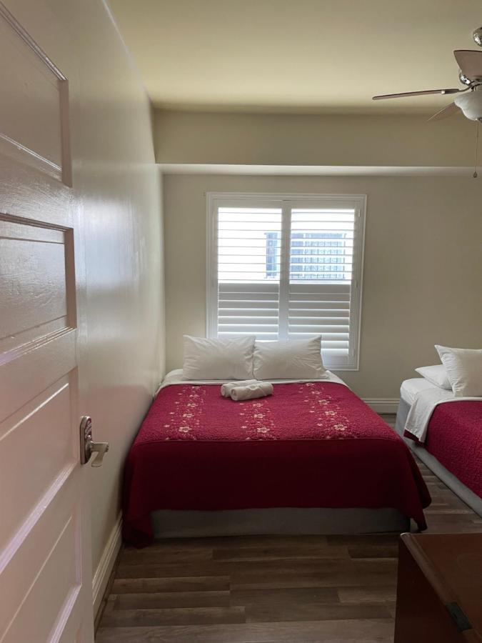 Private Los Angeles Room w/ Free WIFI, AC&Private Fridge. Exterior foto